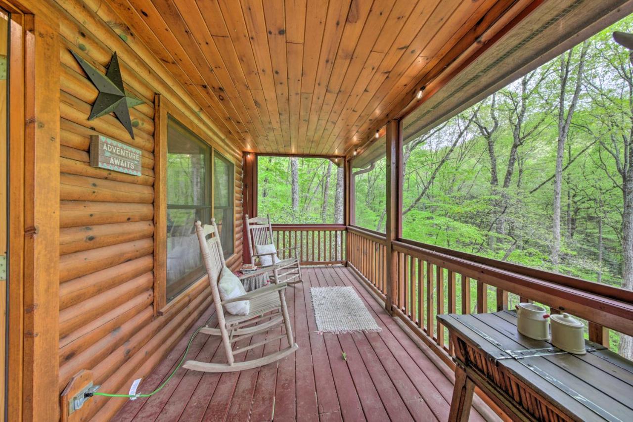 Peaceful Blue Ridge Cabin With Decks And Fire Pit Exteriér fotografie