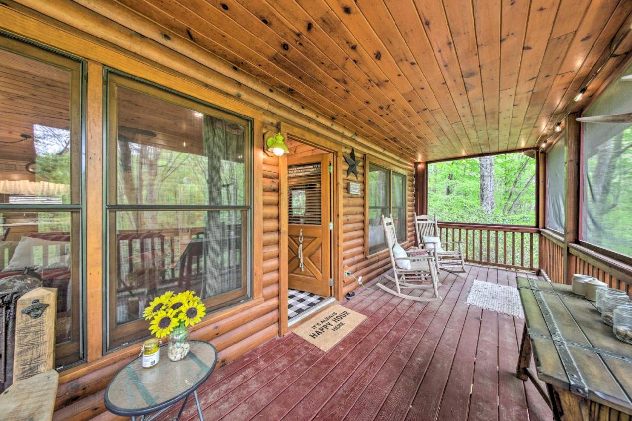 Peaceful Blue Ridge Cabin With Decks And Fire Pit Exteriér fotografie