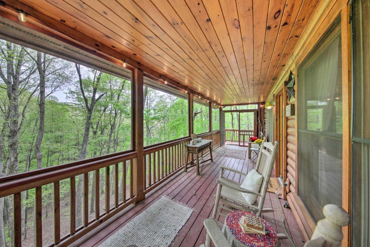 Peaceful Blue Ridge Cabin With Decks And Fire Pit Exteriér fotografie